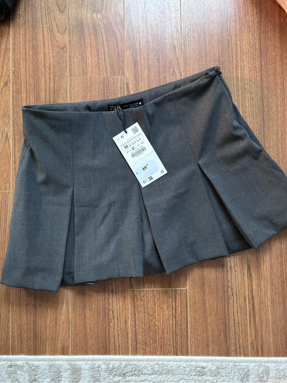 Zara Charcoal Pleated Mini Skort